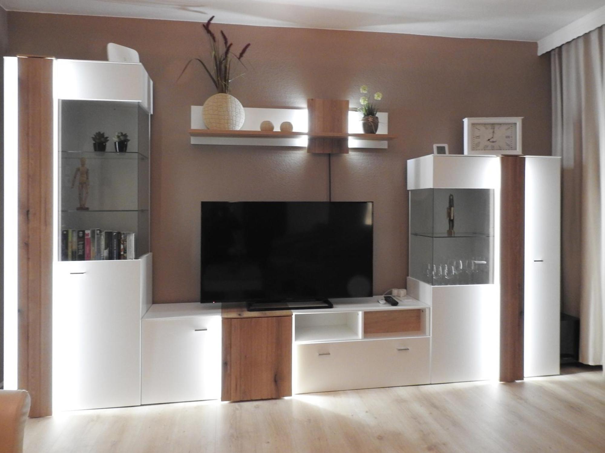 Pieck Mit Parkplatz Und Privater Garage Apartment