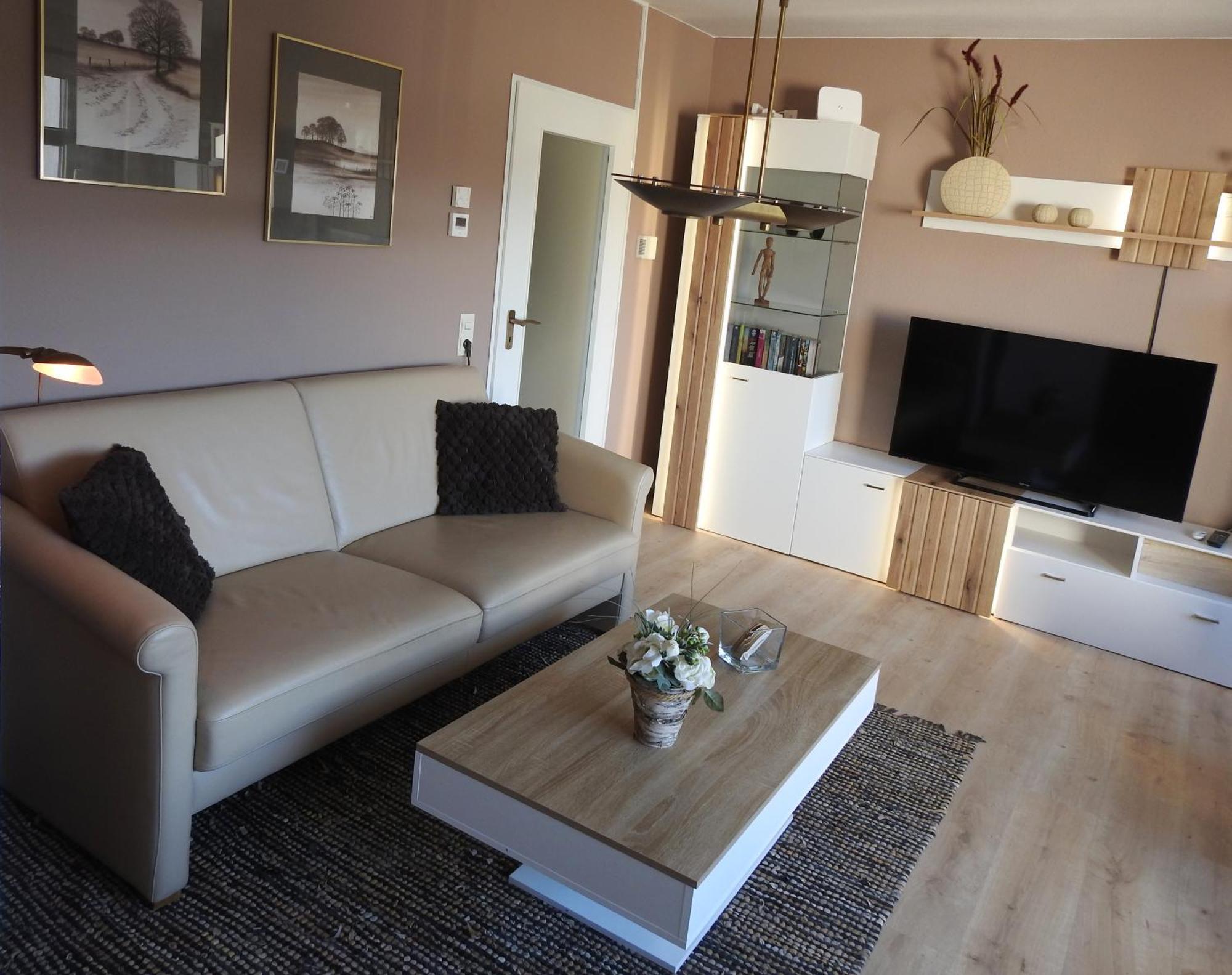 Apartment Pieck Mit Parkplatz Und Privater Garage